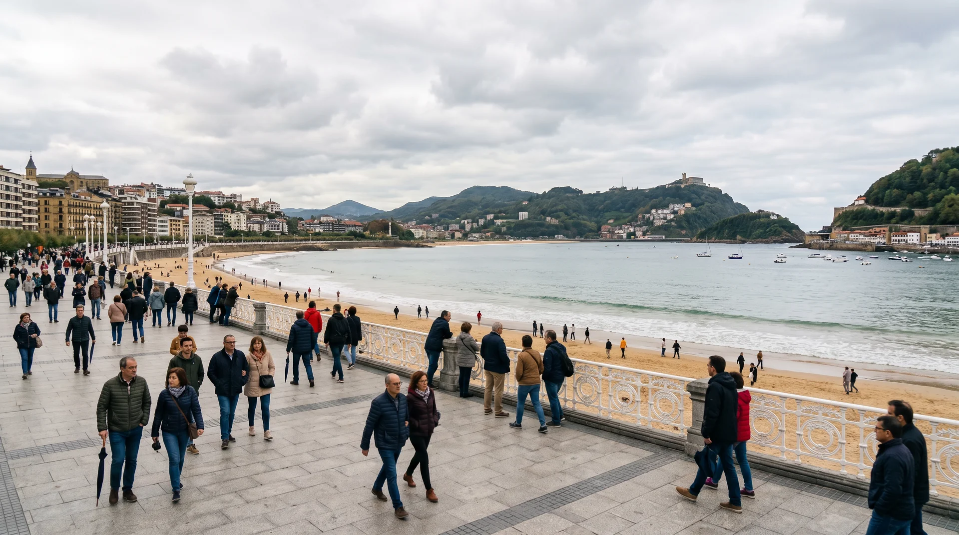 La Concha beach San Sebastian relaxing