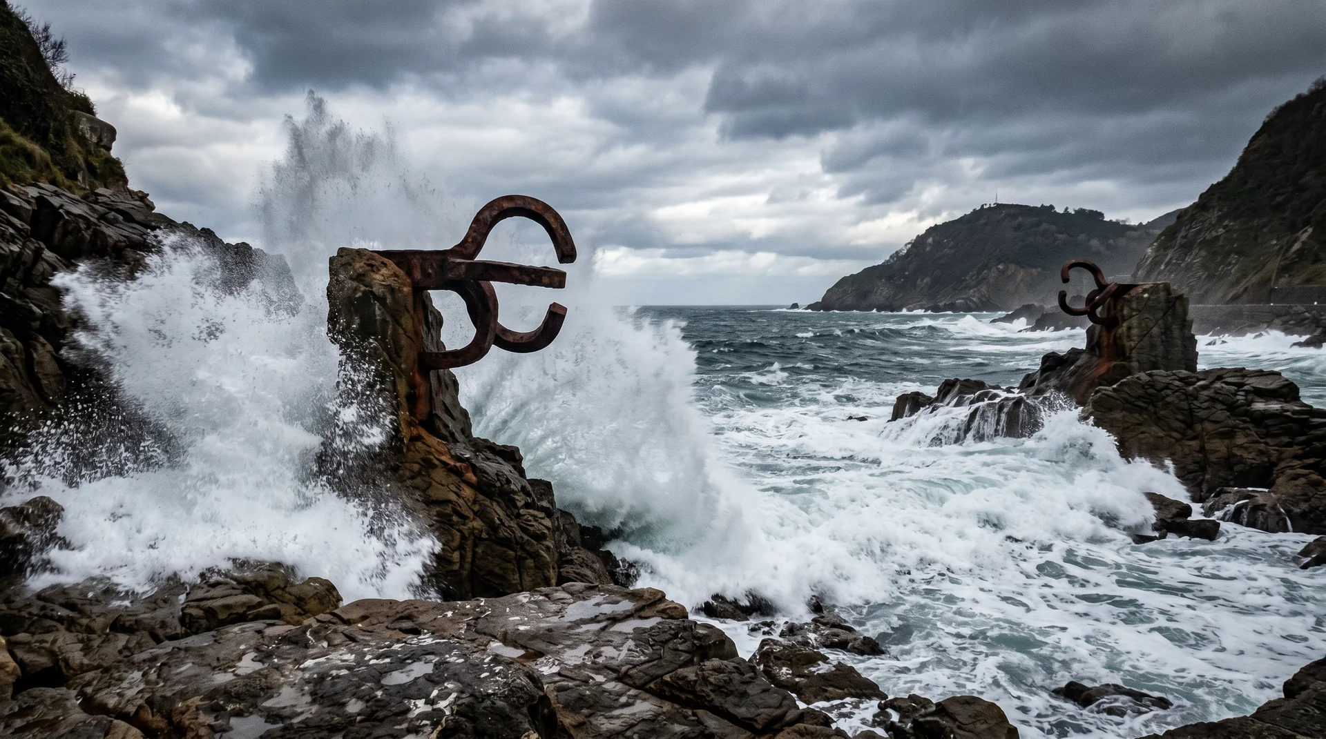 Peine del Viento sculpture San Sebastian